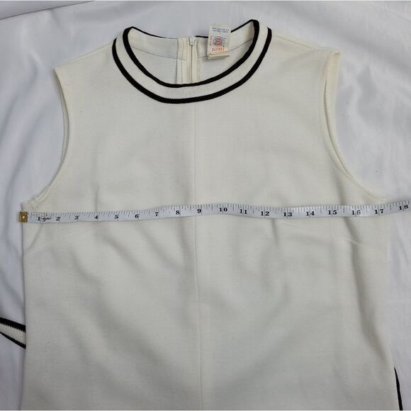 VINTAGE 60s cream sleeveless knit‎ shift dress with tie belt M - Picture 12 of 14